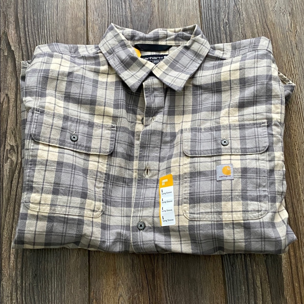 Carhartt brand new with tags Gray and Cream Plaid Shirt size Large loose fit